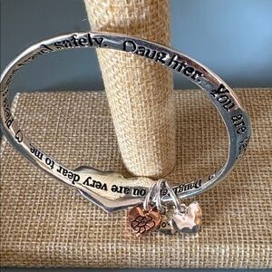 NWT Silver Bangle Bracelet Silver with Daughter Inspirational Message